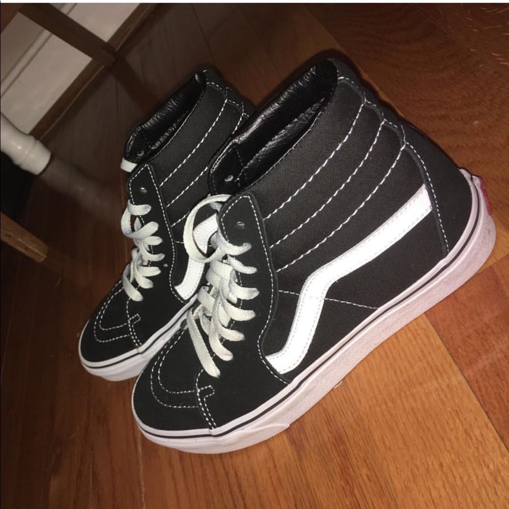 black Vans high tops